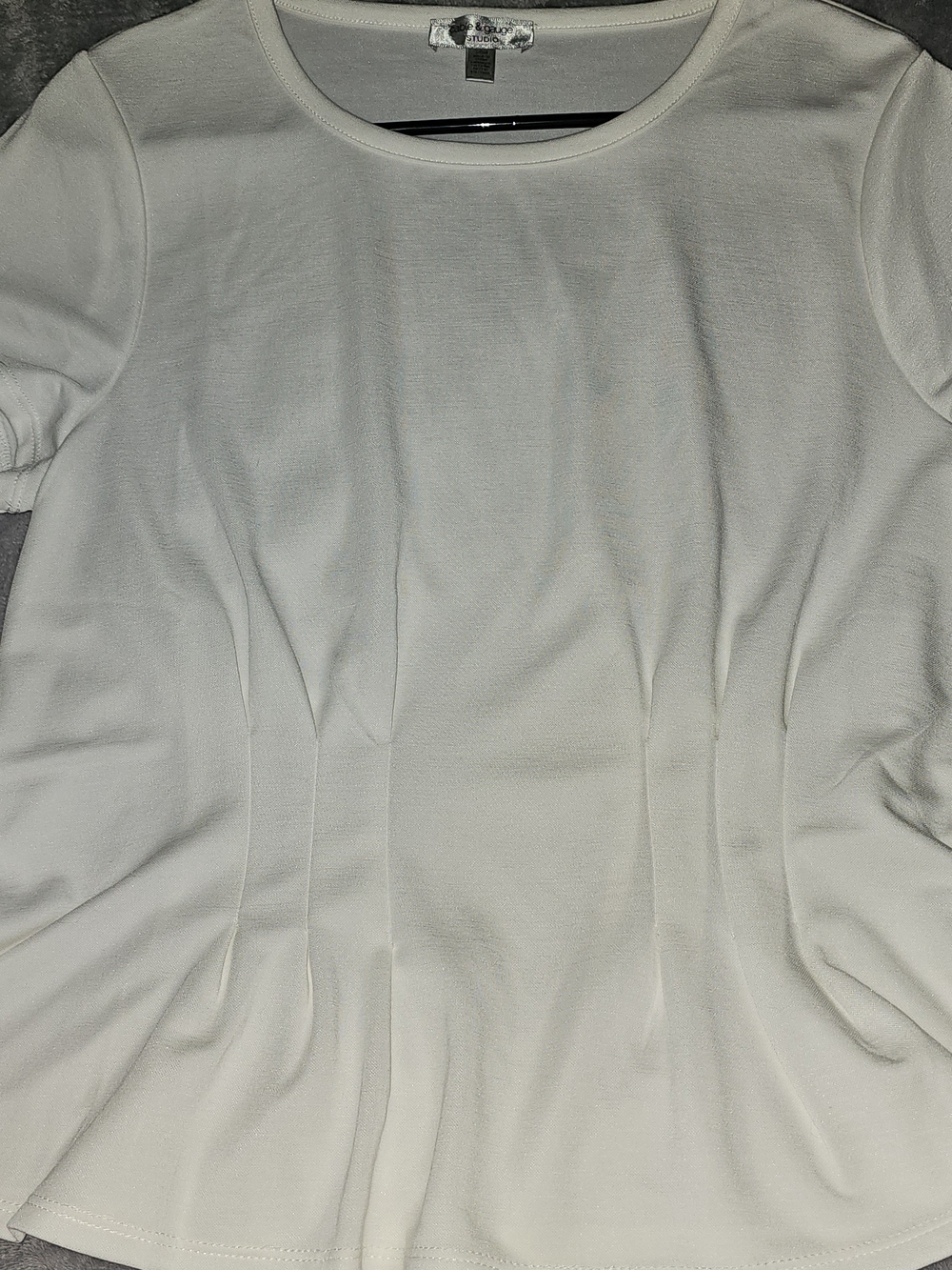 Cable & Gauge White Short Sleeve Peplum Top Sz L NWOT
